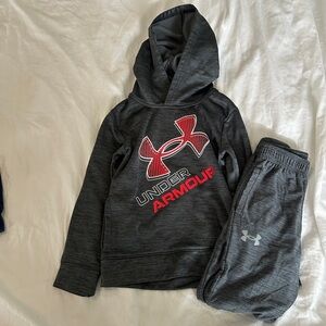 UA sweat suit